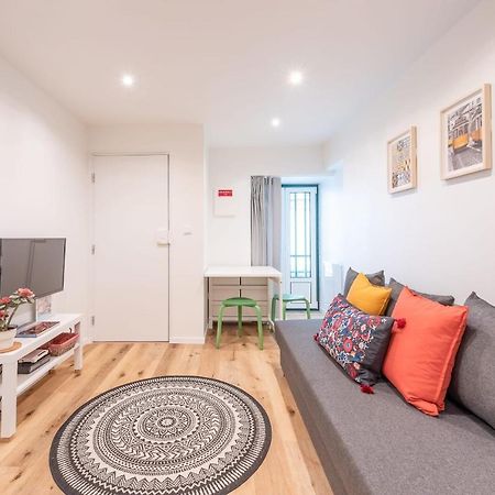 Guestready - Charming Studio- Newly Renovated! Apartment ลิสบอน ภายนอก รูปภาพ